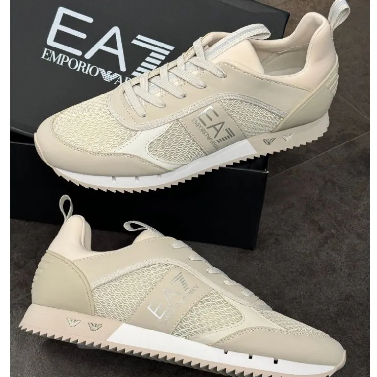 Armani EA7 - Sneakers - Beige