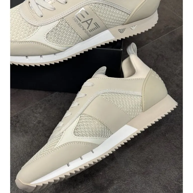 Armani EA7 - Sneakers - Beige