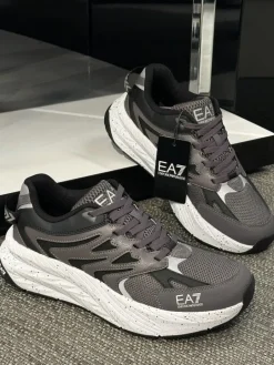 Armani EA7 - Sneakers - Grijs