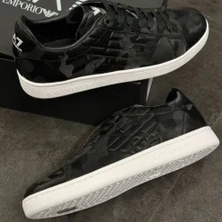 Armani EA7 - Sneakers - Zwart
