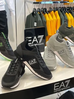 Armani EA7 - Sneakers - Zwart