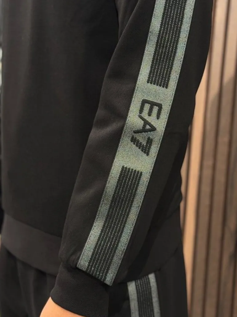 Armani EA7 - Sweatshirt - Zwart