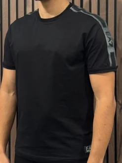 Armani EA7 - T-shirt - Zwart