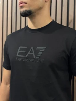 Armani EA7 - T-shirt - Zwart