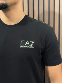 Armani EA7 - T-shirt - Zwart