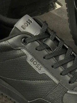 Boss - Sneakers - Zwart