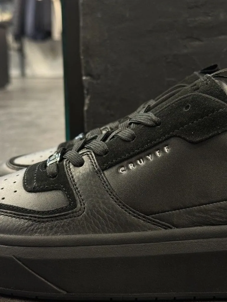 Cruyff Classics - Surefire Tennis - Zwart