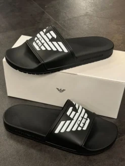 Emporio Armani - Slippers - Zwart