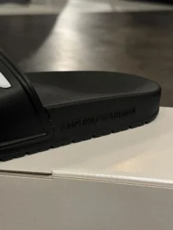 Emporio Armani - Slippers - Zwart