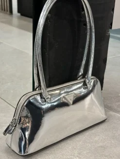 Guess - Arnela Shoulder Satchel - Zilver