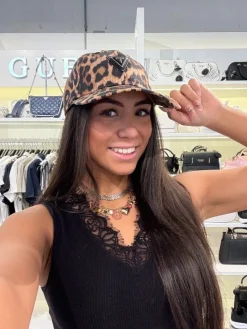 Guess - Baseball Cap - Bruin