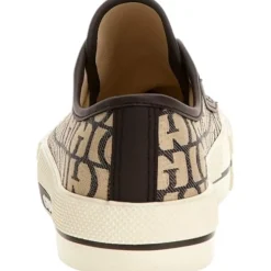 Guess - Carey - Bruin