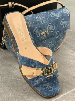 Guess - Cerelia Flap Shoulder Bag - Blauw