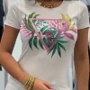 Guess - Cn Ss Leaf Triangle Tee - Wit