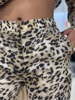 Guess - Enora Straight Pant - Bruin