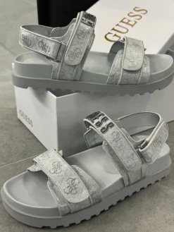 Guess - Fadison Sandalen - Zilver