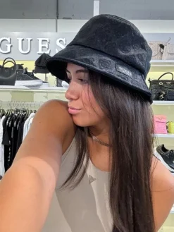 Guess - Mito Rain Hat - Zwart