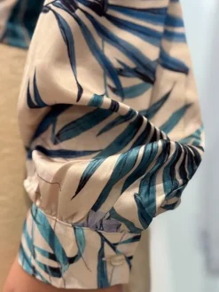 Guess - New Ls Bowed Jun Shirt - Blauw
