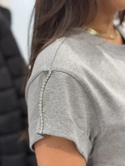 Guess - Ss Cn Sleeves Strass Detail - Grijs