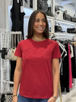 Guess - Ss Script Lace Logo Easy Tee - Rood