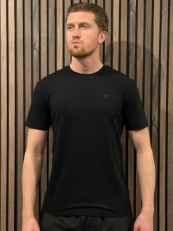 Guess Active - Hedley Ss T-shirt - Zwart