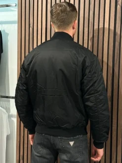 Guess Jeans - Gj Bomber Jkt - Zwart