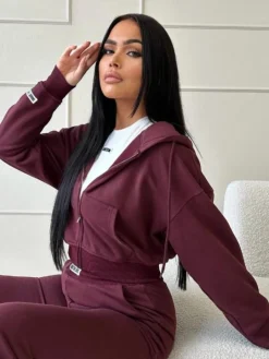 Unique The Label - Molly Tracksuit set - Rood (2 losse items!)