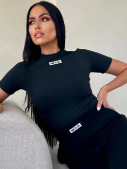 Unique The Label - Nena Short Sleeve Top - Zwart